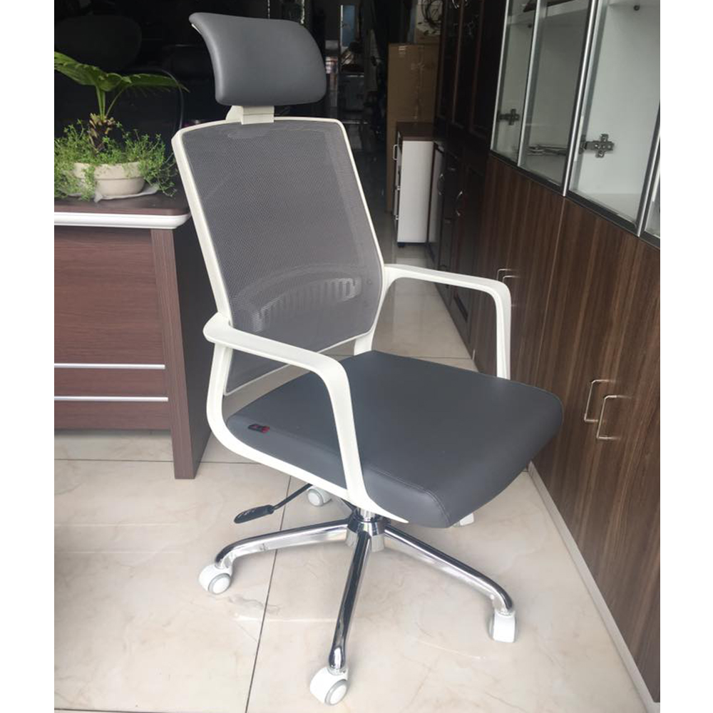 Ghế lưới chân xoay